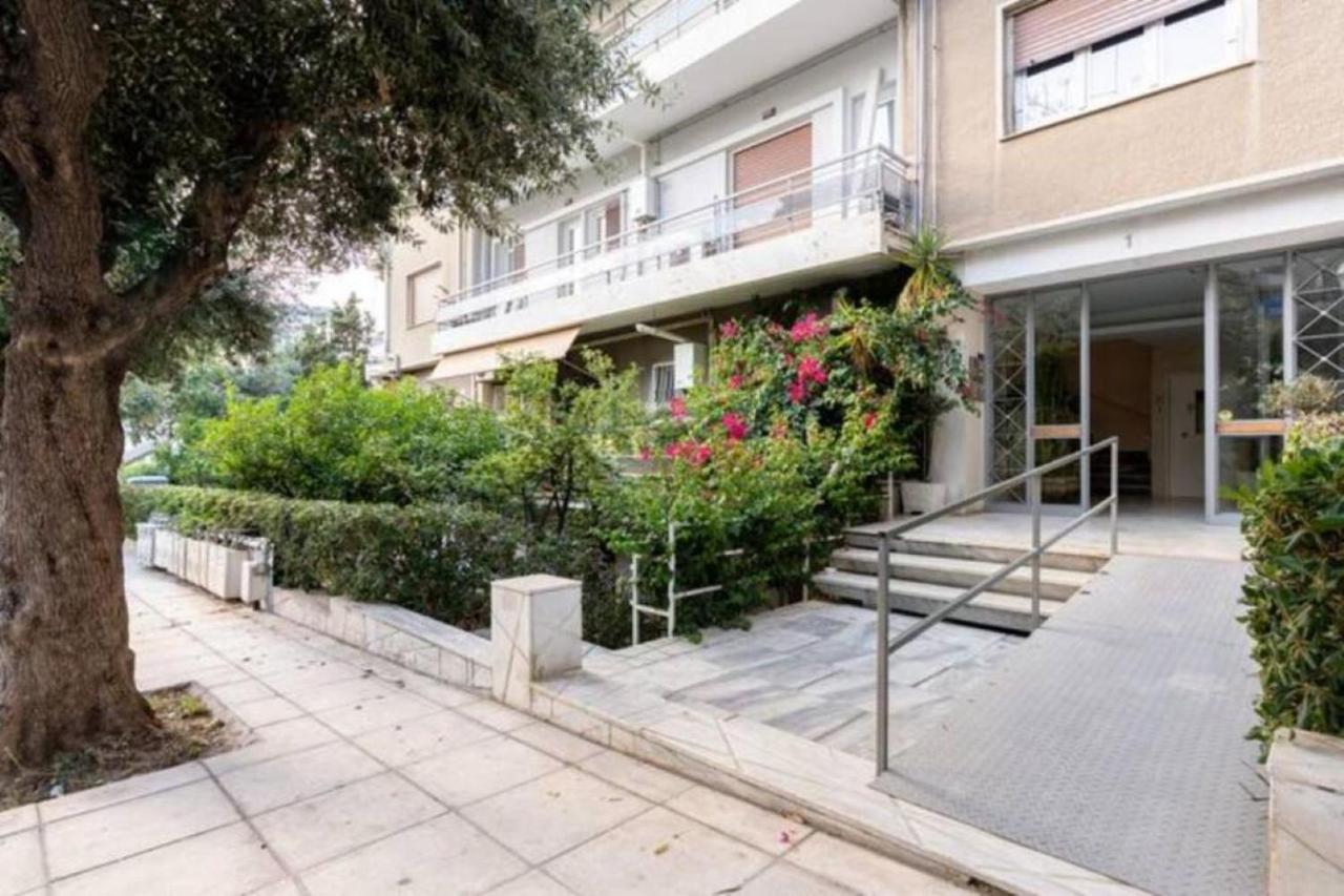 Flisvos Seafront-Marina Apartment Athen Exterior foto